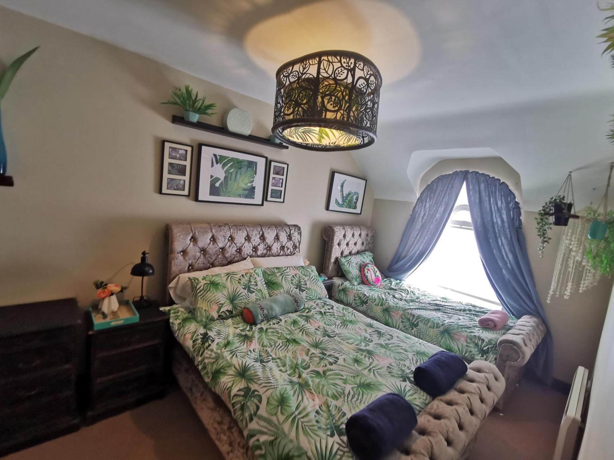 Palm Cove Bundoran Luxurious Sea View Balcony Free Wifi Netflix Sleeps 5 Apartment Екстериор снимка